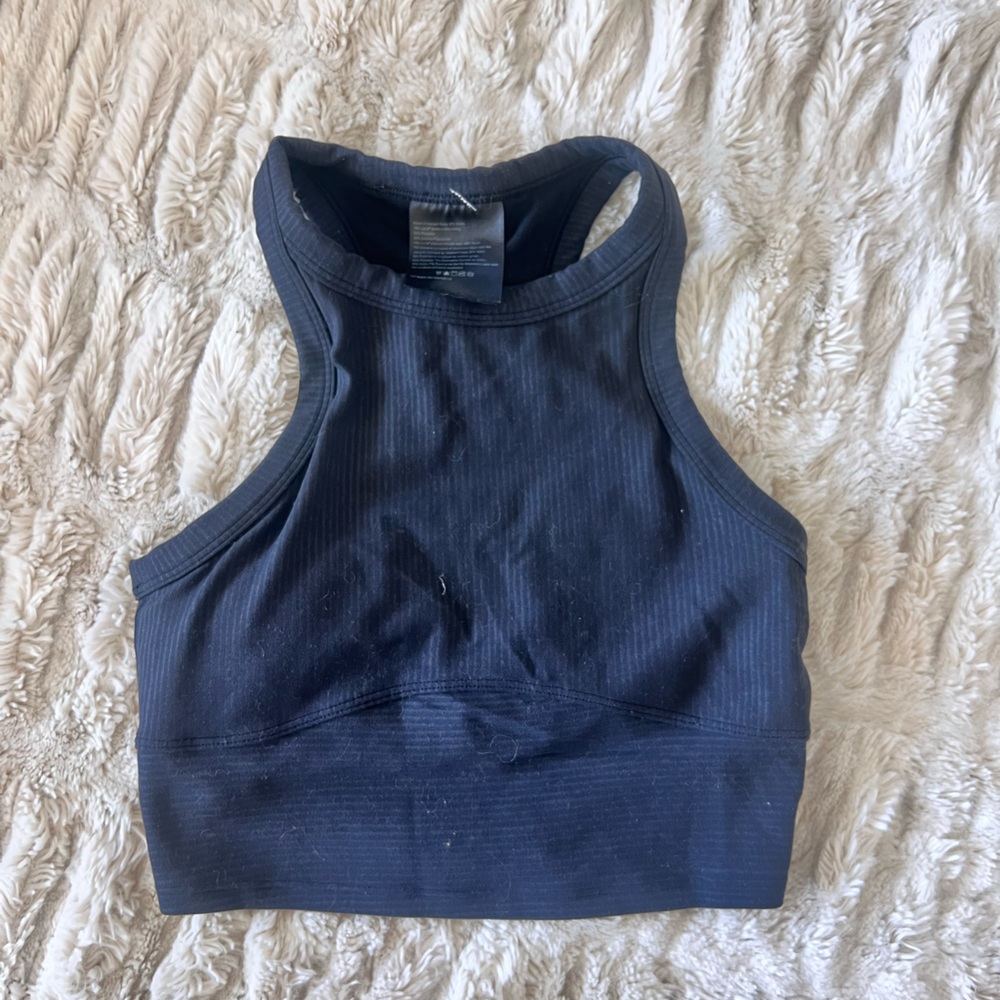 Lululemon high neck crop tank